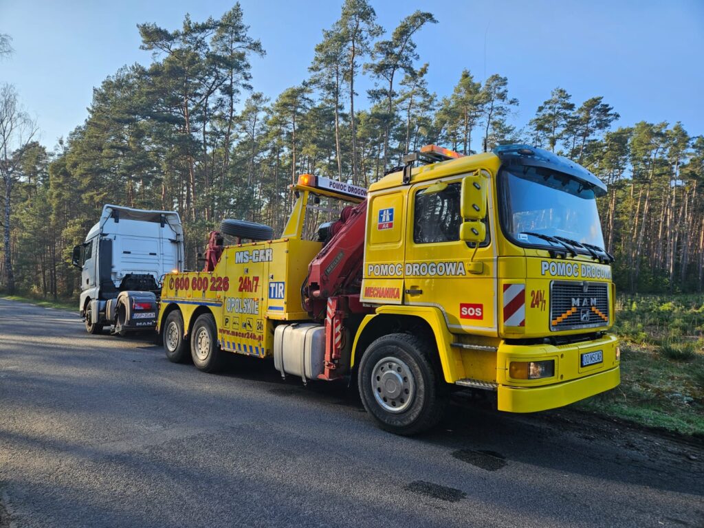 Holowanie TIR MOP Wierzbnik A4 | Pomoc drogowa 24h Opole | MS-CAR24 holownik ciężarowe, laweta osobowe, mobilny serwis